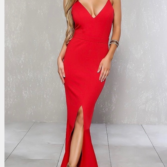 Red Front Slit Mermaid Dress - Picture 2 of 4